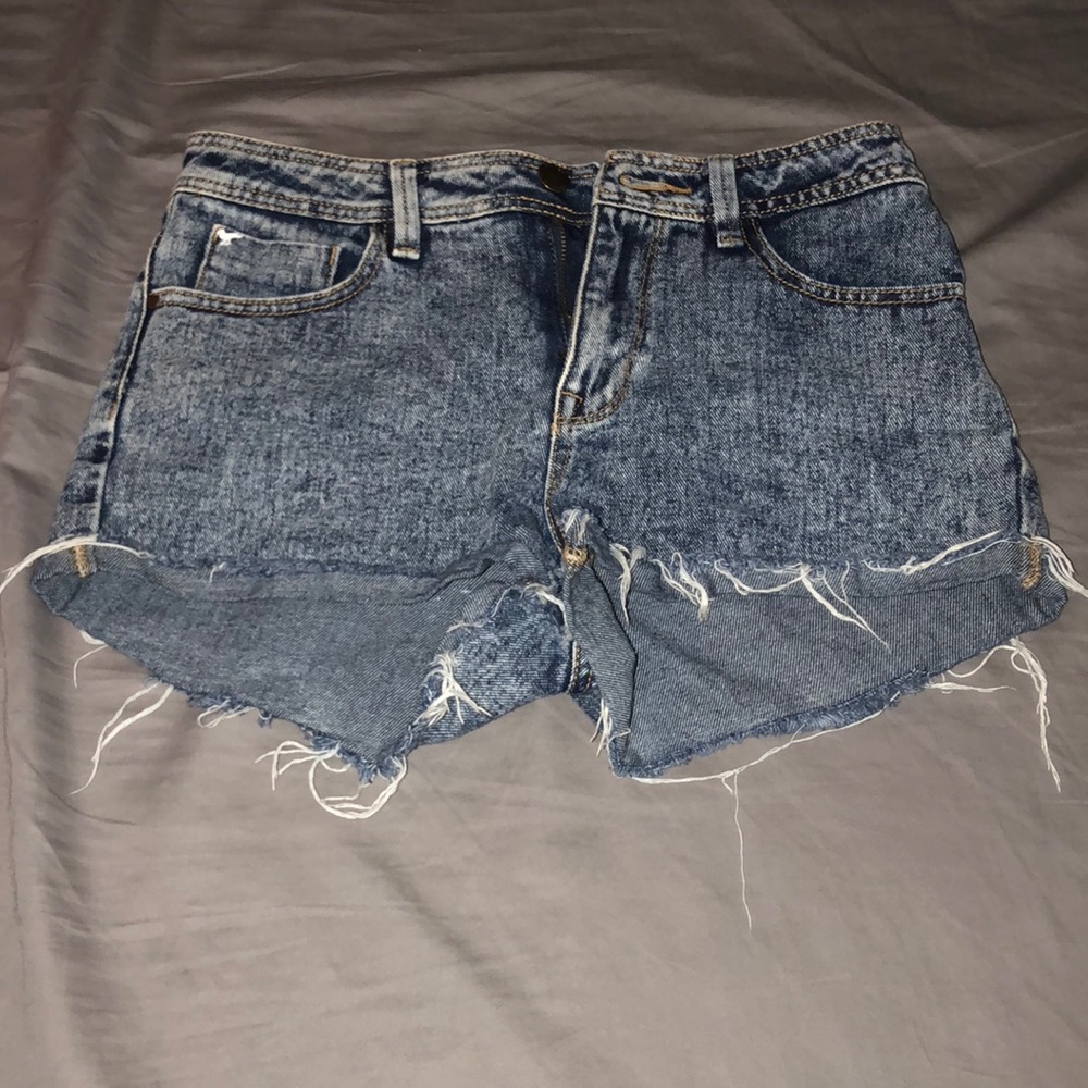 Super cute shorts with bows on butt